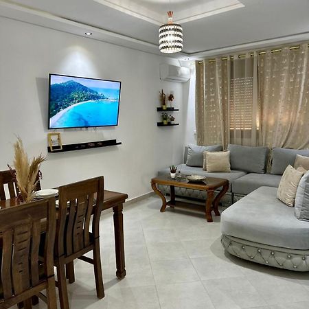 Appart Neuf Lumineux Climatise 1Ere Etage Tanger Exterior foto